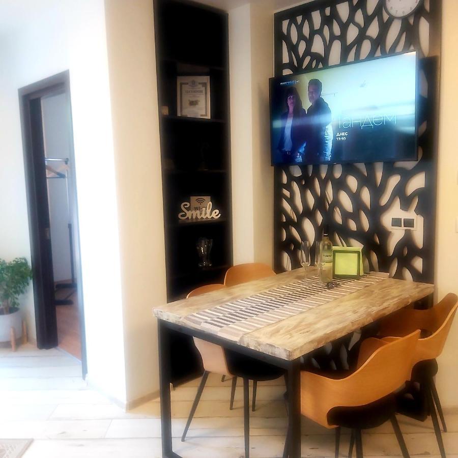 Saint Nicholas Varna Lovely 2 Bedroom Apartment With Sunny Garden Экстерьер фото