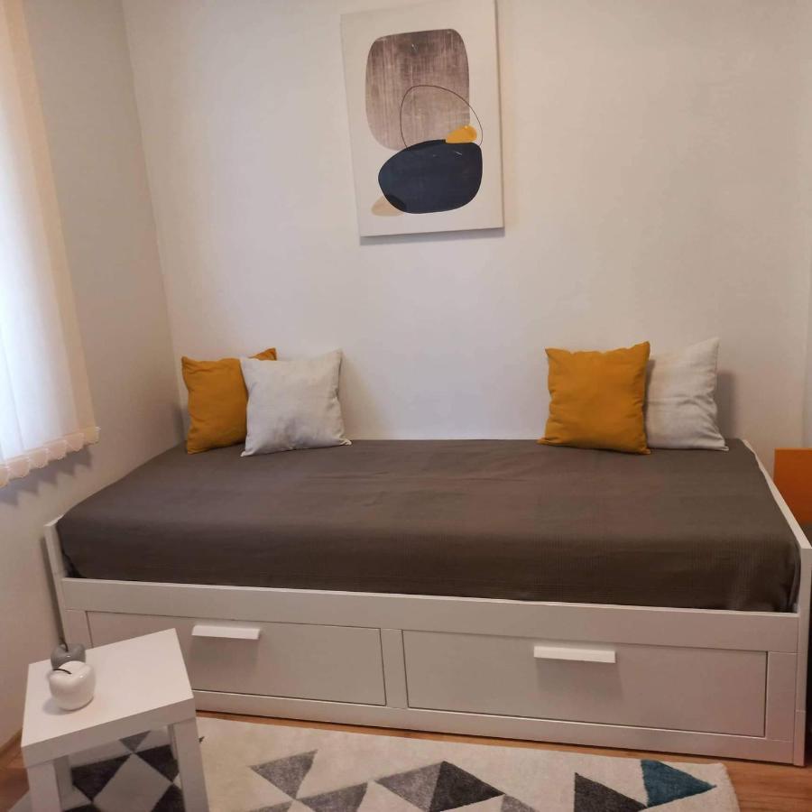 Saint Nicholas Varna Lovely 2 Bedroom Apartment With Sunny Garden Экстерьер фото